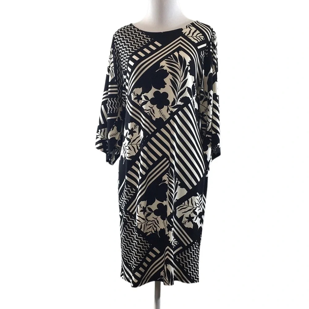 Chico's Black White Floral Emma Dress Womens 0 Small 3/4 Bell Sleeve Sheath